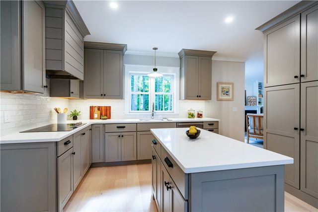 510 Greenbush Road, Warwick, RI 02818