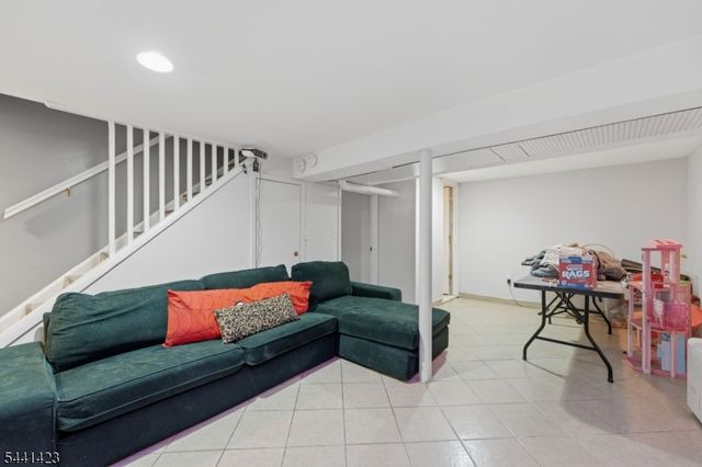 217 8Th Ave, Paterson City, NJ 07514