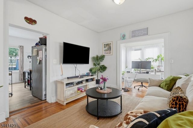 217 8Th Ave, Paterson City, NJ 07514