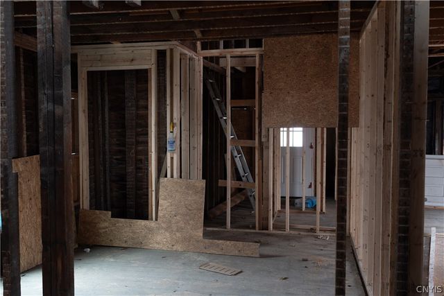 31 Arterial West, Auburn, NY 13021