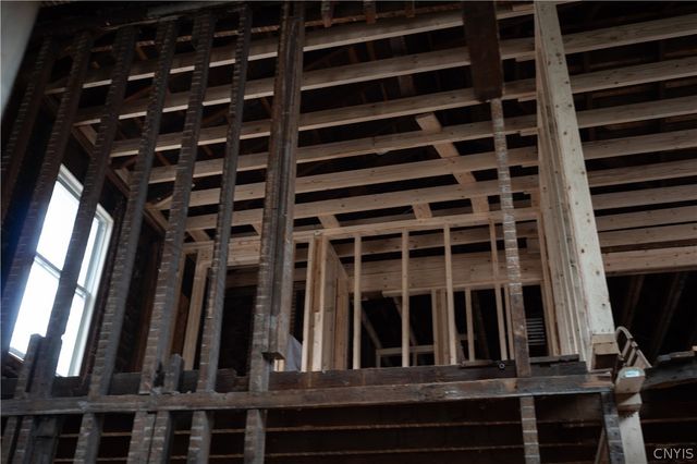 31 Arterial West, Auburn, NY 13021