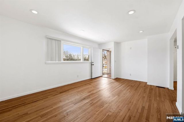 86 Katz Avenue, Paterson, NJ 07502