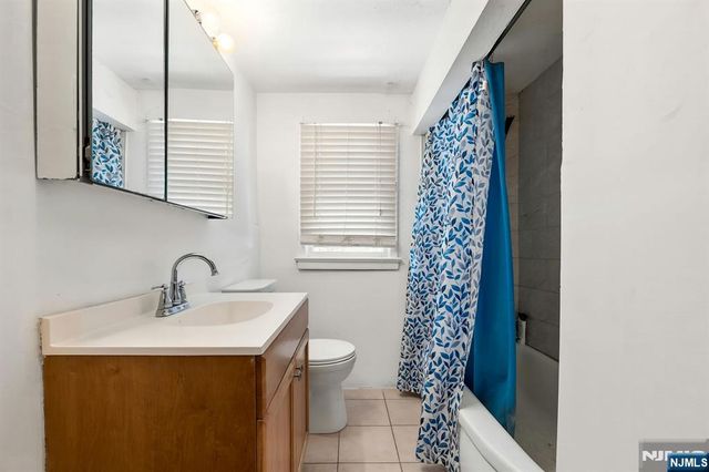 86 Katz Avenue, Paterson, NJ 07502