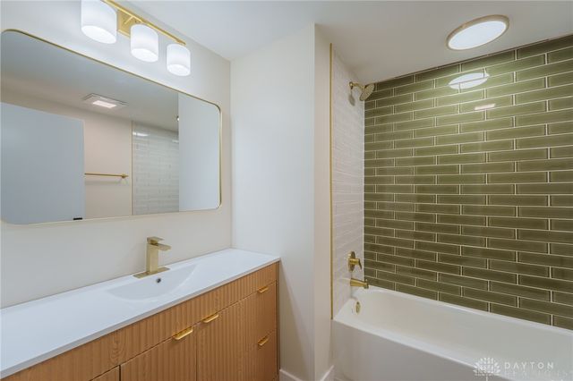 7321 Union Schoolhouse Road, Riverside, OH 45424