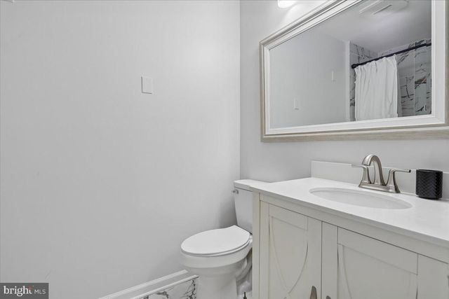7424 EMERALD DR, Manassas, VA 20109