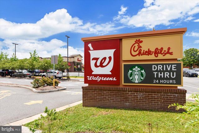 7424 EMERALD DR, Manassas, VA 20109