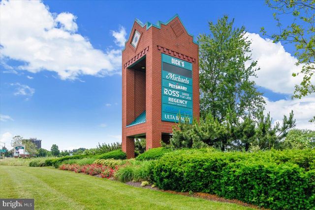 7424 EMERALD DR, Manassas, VA 20109