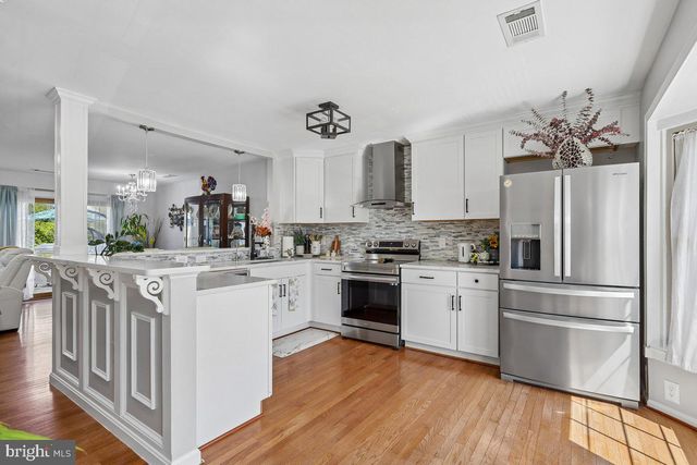 7424 EMERALD DR, Manassas, VA 20109