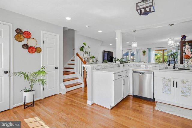 7424 EMERALD DR, Manassas, VA 20109