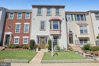 7424 EMERALD DR, Manassas, VA 20109