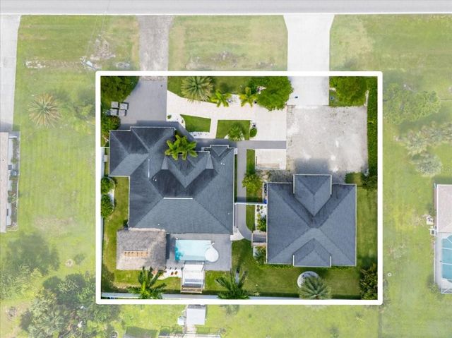 2415 W PRICE BOULEVARD, North Port, FL 34286