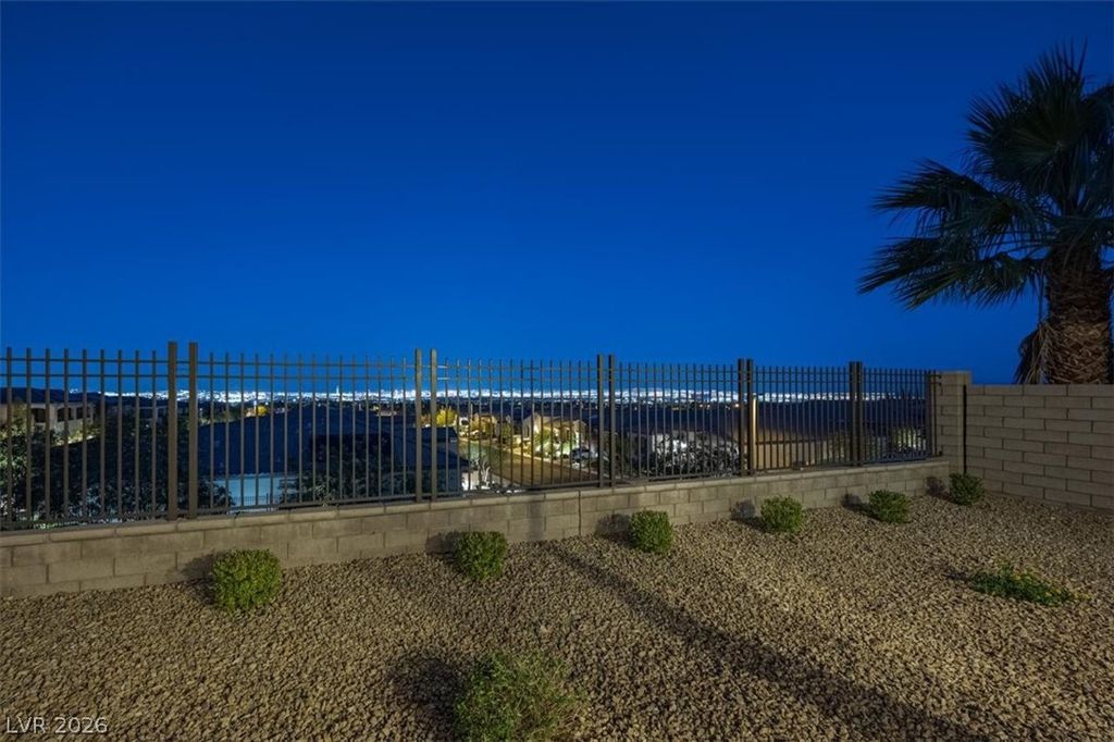 36 Berneri Drive, Las Vegas, NV 89138 — photo 4