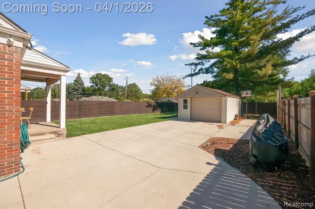 6792 Piedmont Street, Detroit, MI 48228