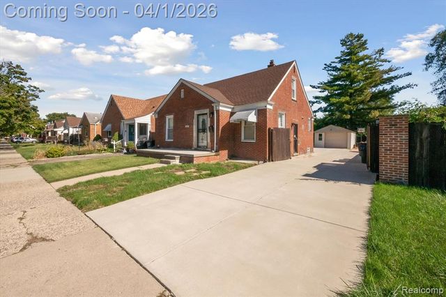 6792 Piedmont Street, Detroit, MI 48228