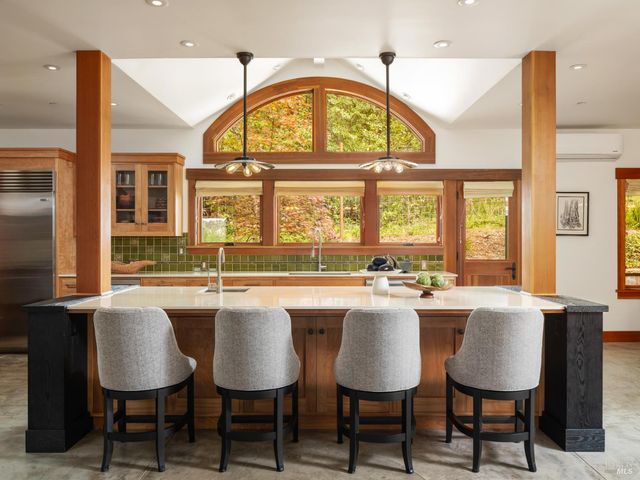 15570 Bittner Ln, Occidental, CA 95465