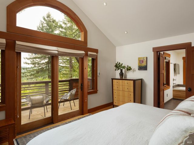 15570 Bittner Ln, Occidental, CA 95465