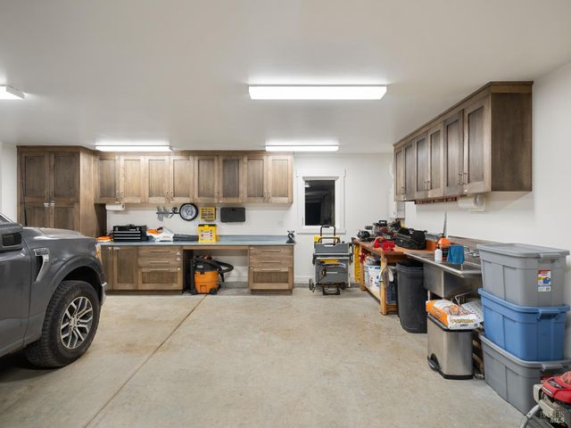 15570 Bittner Ln, Occidental, CA 95465