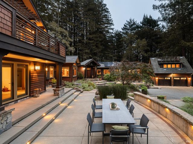 15570 Bittner Ln, Occidental, CA 95465