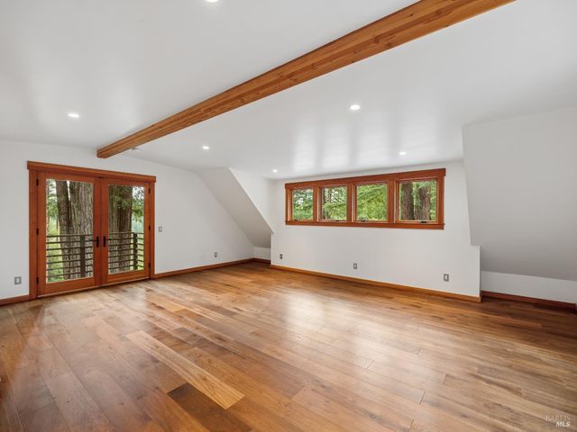 15570 Bittner Ln, Occidental, CA 95465