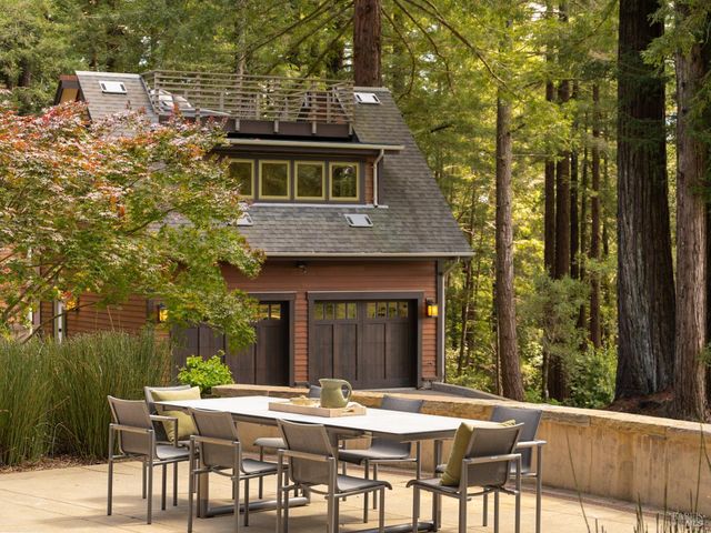 15570 Bittner Ln, Occidental, CA 95465