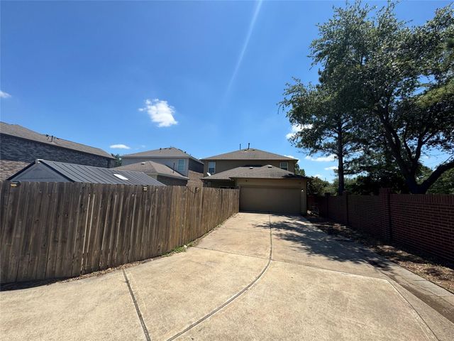8107 Gran Villa Drive, Cypress, TX 77433