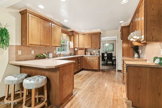 709 S Teachout Road, Curtice, OH 43412