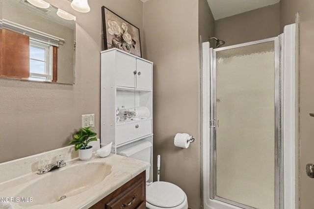 709 S Teachout Road, Curtice, OH 43412
