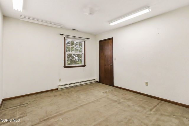 709 S Teachout Road, Curtice, OH 43412