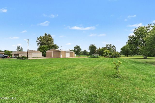 709 S Teachout Road, Curtice, OH 43412
