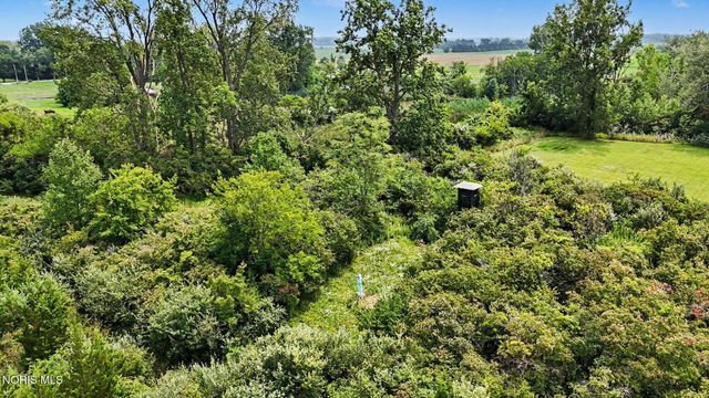 709 S Teachout Road, Curtice, OH 43412