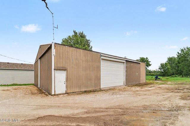 709 S Teachout Road, Curtice, OH 43412