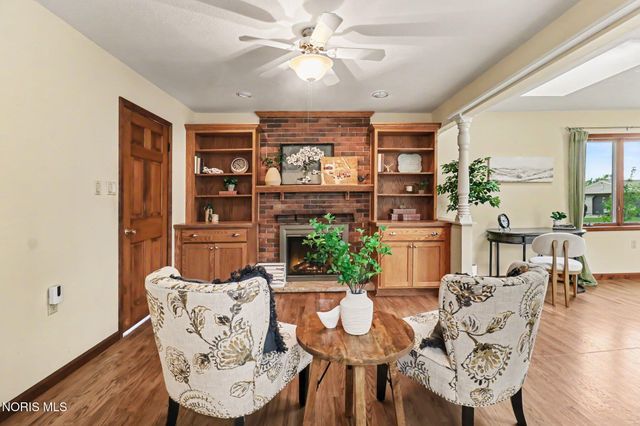 709 S Teachout Road, Curtice, OH 43412