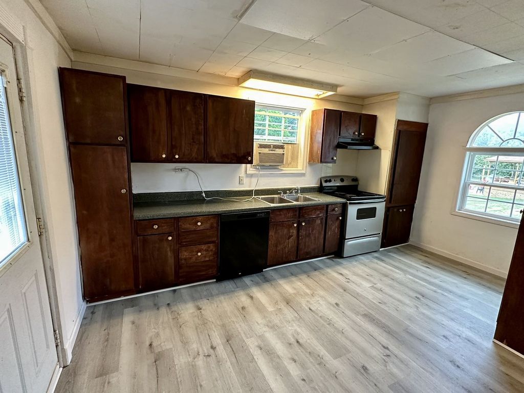 918 Roosevelt Ave, Madison, TN 37115