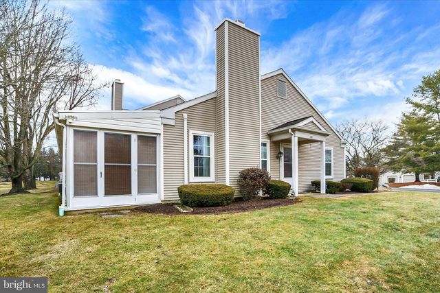 301 BARRINGTON CT, Palmyra, PA 17078