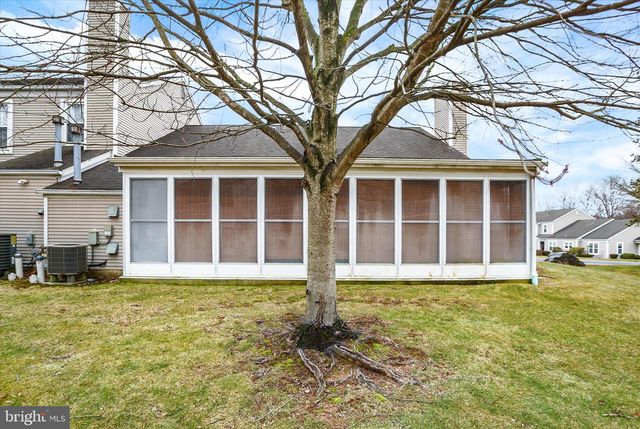 301 BARRINGTON CT, Palmyra, PA 17078