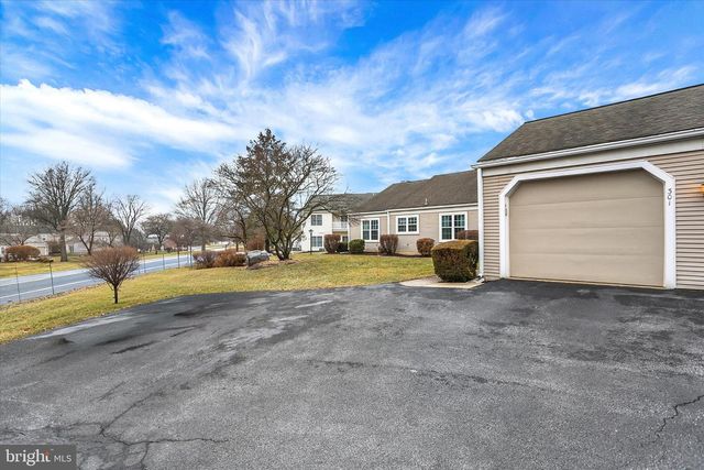 301 BARRINGTON CT, Palmyra, PA 17078