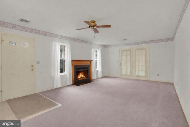 301 BARRINGTON CT, Palmyra, PA 17078