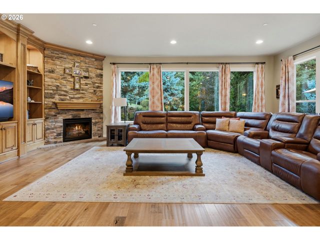 4119 Nw Jasmine St, Camas, WA 98607