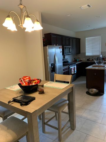 605 Coffee Berry DR, Georgetown, TX 78626