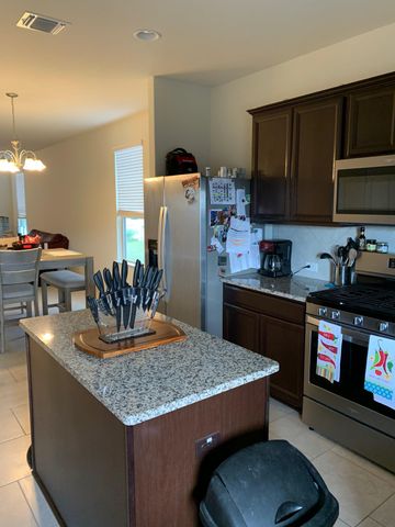 605 Coffee Berry DR, Georgetown, TX 78626