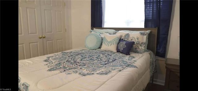 2202 McLaughlin Drive, Greensboro, NC 27406