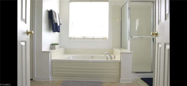 2202 McLaughlin Drive, Greensboro, NC 27406