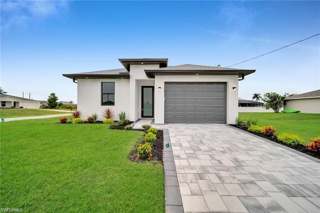 2015 23rd ST, CAPE CORAL, FL 33993 — exterior