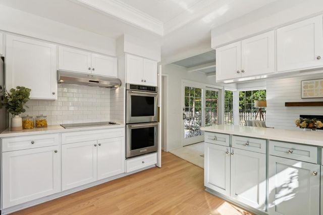 13120 Via Madronas Drive, Saratoga, CA 95070