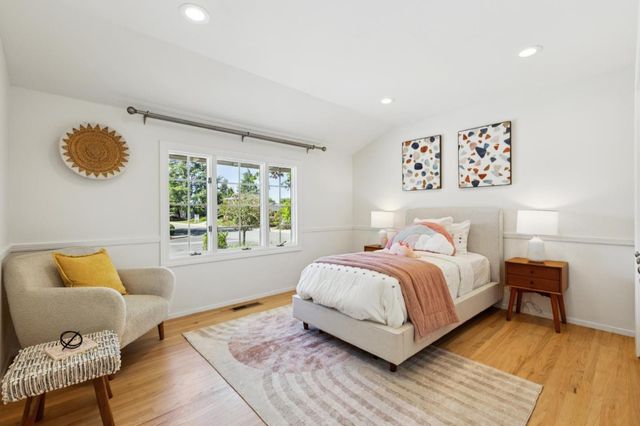 13120 Via Madronas Drive, Saratoga, CA 95070