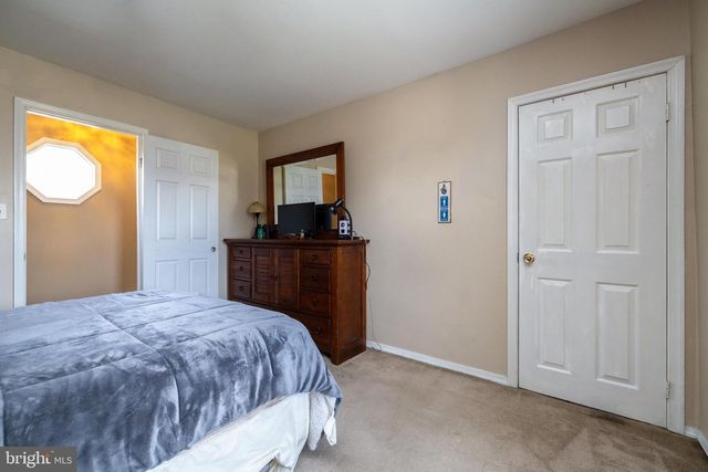 408 ST JOHN, Gloucester City, NJ 08030