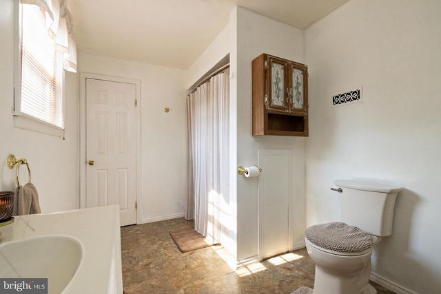408 ST JOHN, Gloucester City, NJ 08030