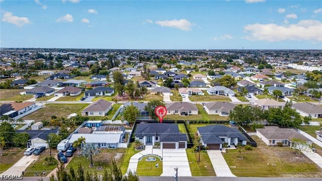 1715 SW 4th ST, Cape Coral, FL 33991