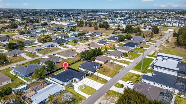 1715 SW 4th ST, Cape Coral, FL 33991