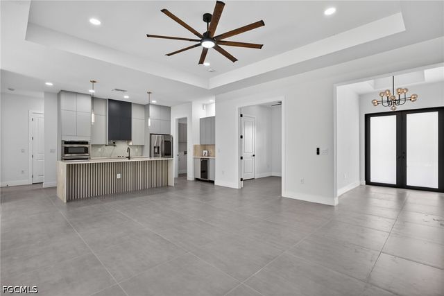 1715 SW 4th ST, Cape Coral, FL 33991